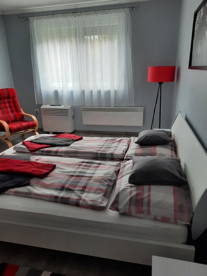 Kodaly Apartman Eğri Dış mekan fotoğraf
